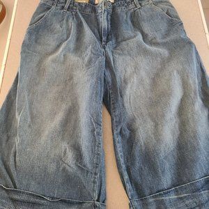 Old navy wide leg Capri